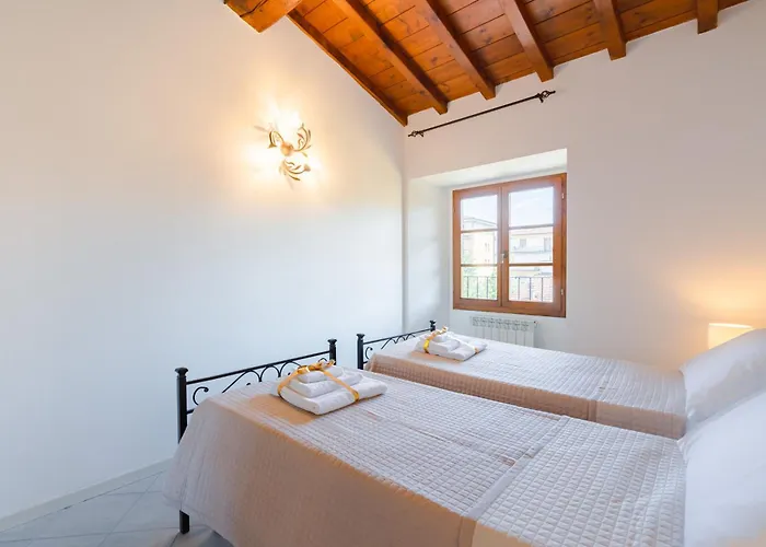 Fattoria Degli Innocenti - Tuscany's Historic Gem
