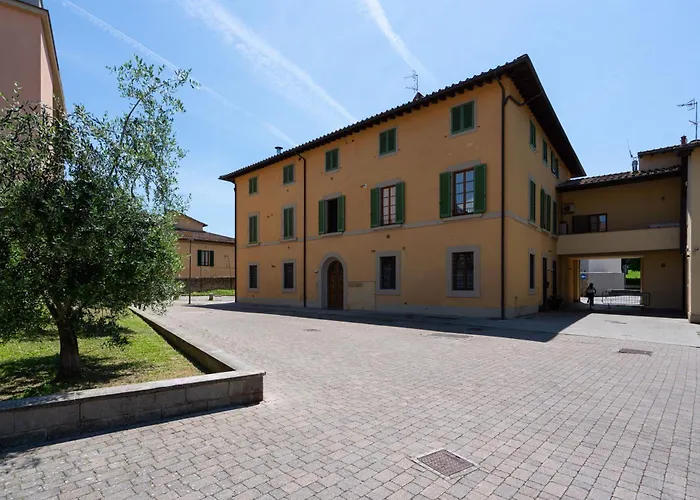 Fattoria Degli Innocenti - Tuscany's Historic Gem Appartamento